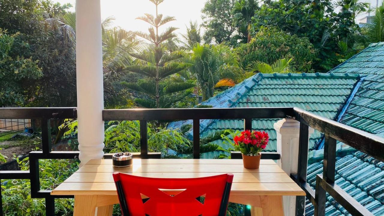 Rituale Guest House - Surf & Yoga Mirissa Exterior foto