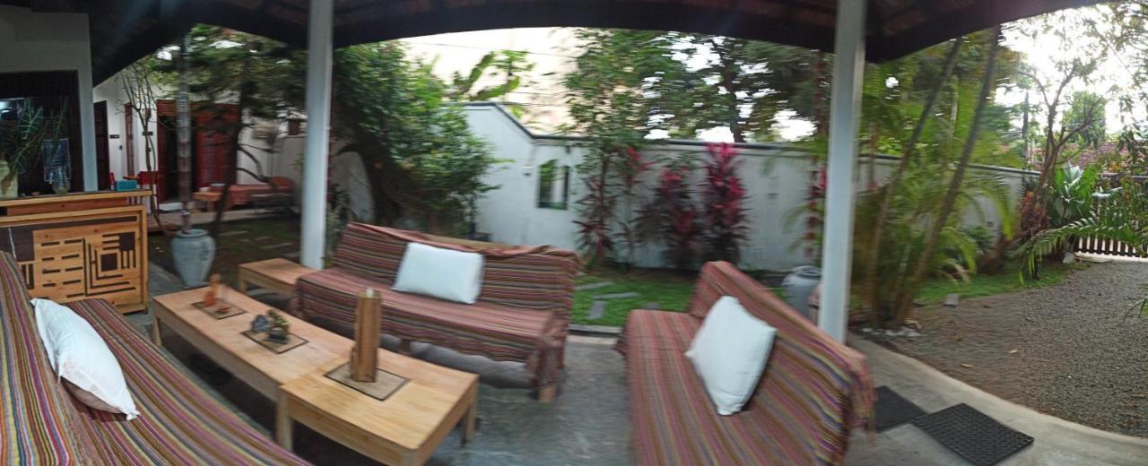 Rituale Guest House - Surf & Yoga Mirissa Exterior foto